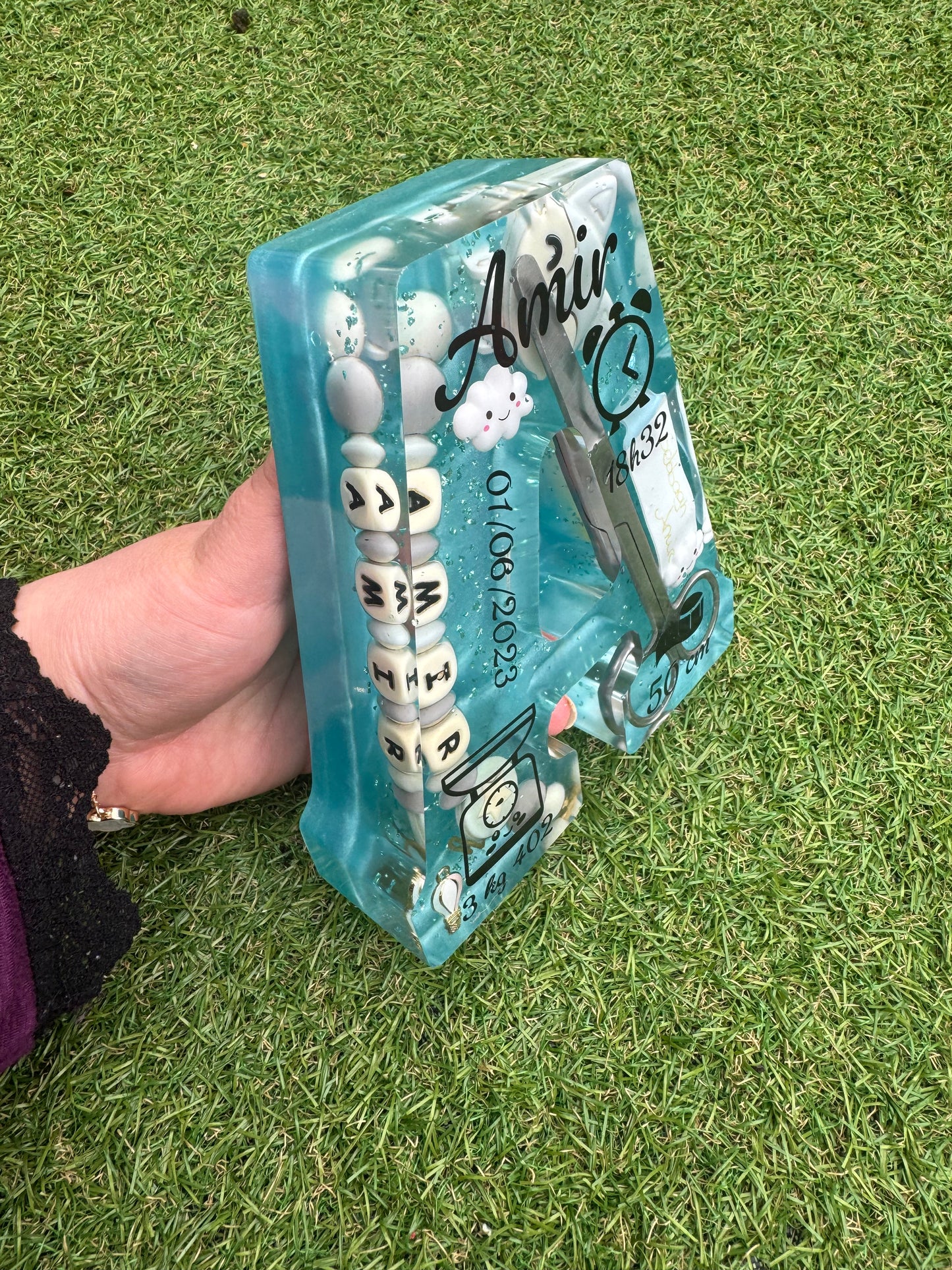 Lettres de naissance personnalisées – Souvenirs précieux en résine