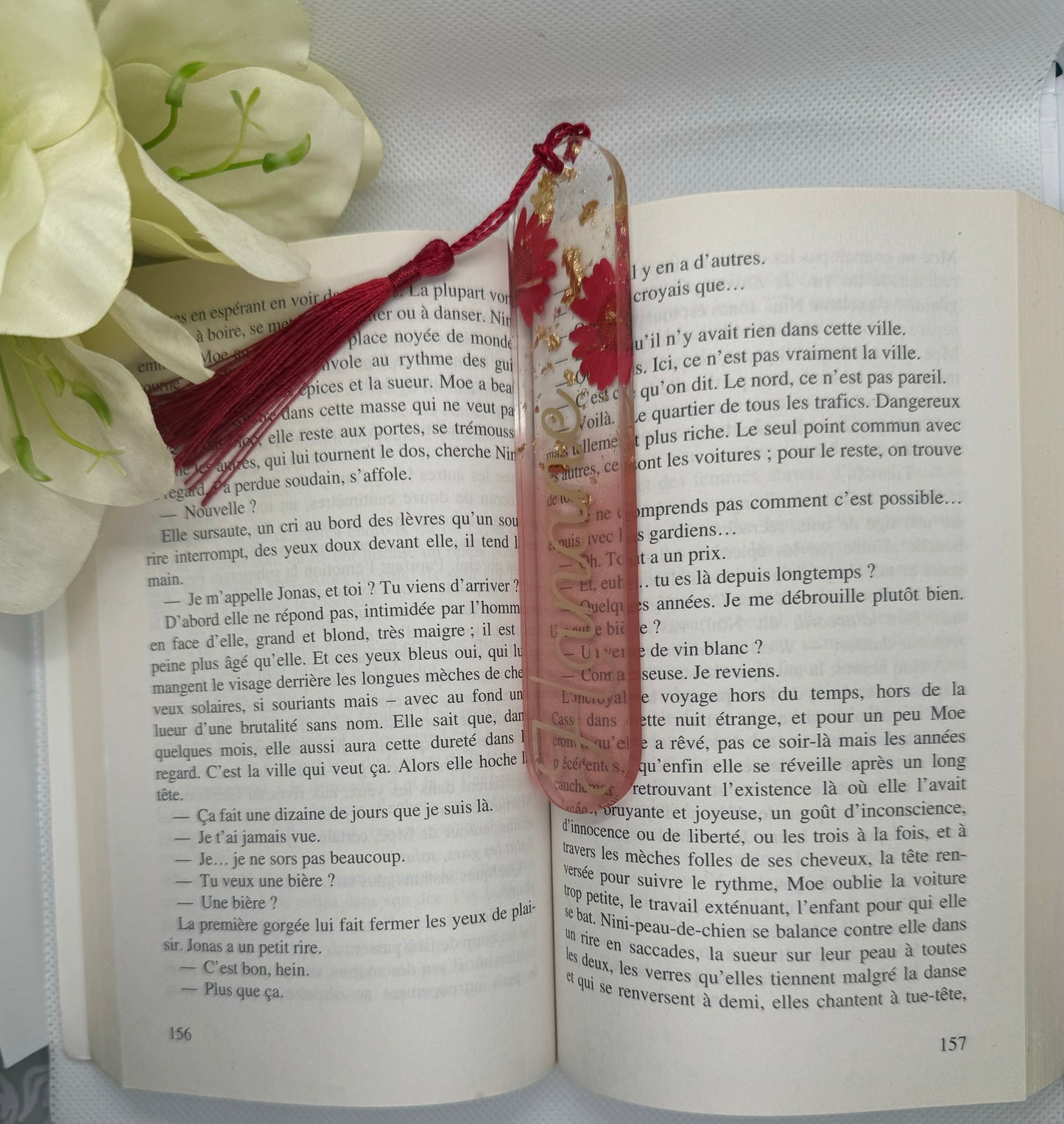 🌺 Marque-Page Floral - Couleurs Assorties et Éclatantes 📖