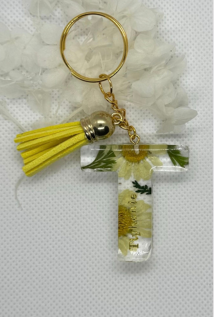 🔑 Porte-Clés Lettre en Résine Époxy - Fleurs Séchées 🌸