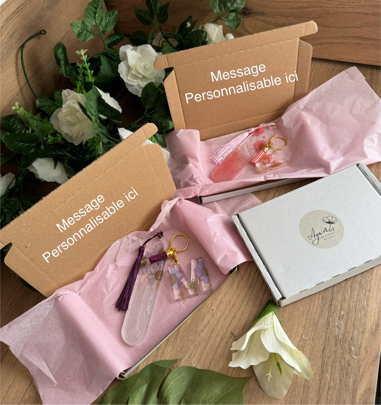 🎁 Coffret Cadeau Personnalisable - Boîte, Marque-Page et Porte-Clé ✨