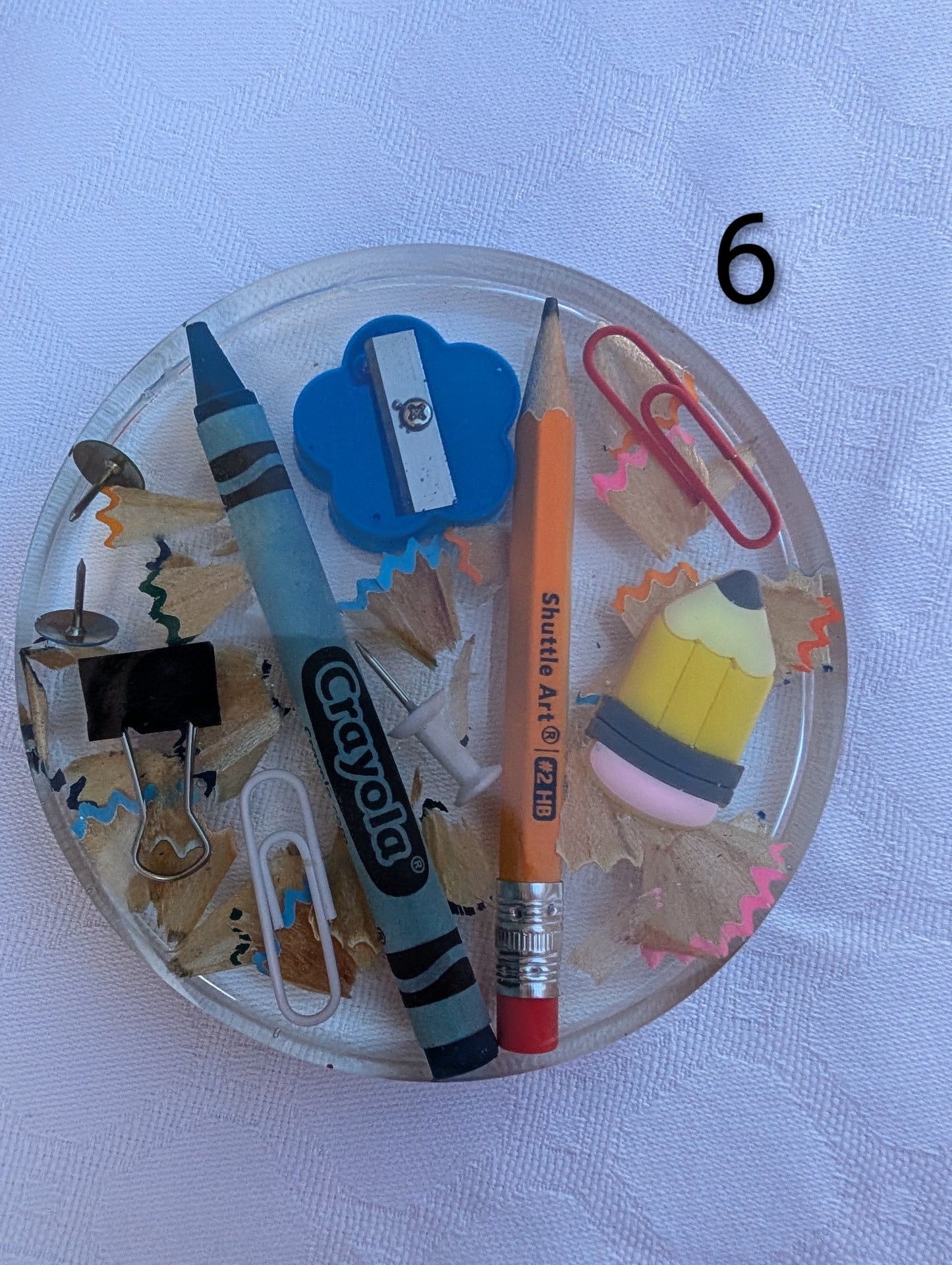 Cadeau maîtresse personnalisé – Création artisanale en résine thème école