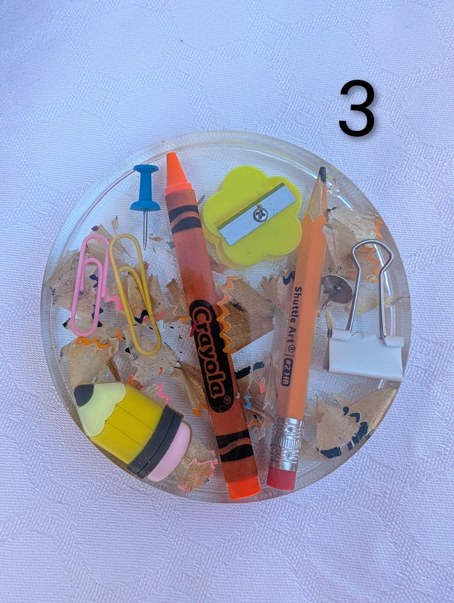 Cadeau maîtresse personnalisé – Création artisanale en résine thème école